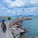 Apartment Side Luxury Steps To The Lela - Happy Balatonlelle
