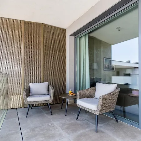 Side Luxury Steps To The Lela - Happy Lägenhet *