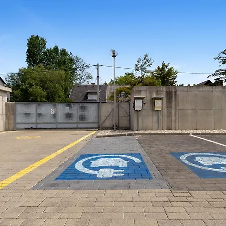 Lägenhet Side Luxury Steps To The Lela - Happy Balatonlelle