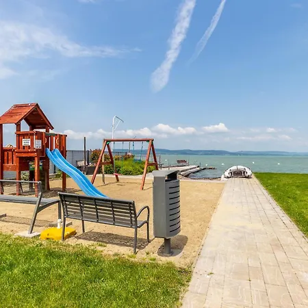 Side Luxury Steps To The Lela - Happy Lägenhet