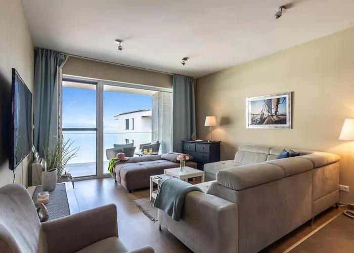 Side Luxury Steps To The Lela - Happy 아파트 *