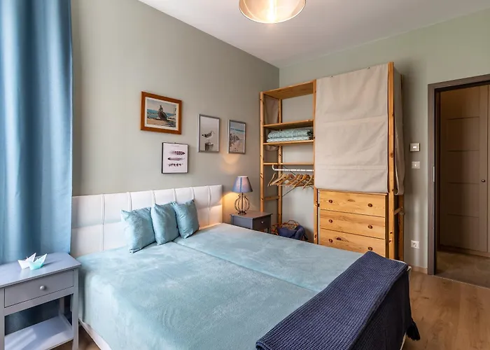 아파트 Side Luxury Steps To The Lela - Happy